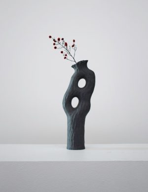 Kerryn Levy - Onishi Vase #21.025 - Sculpture