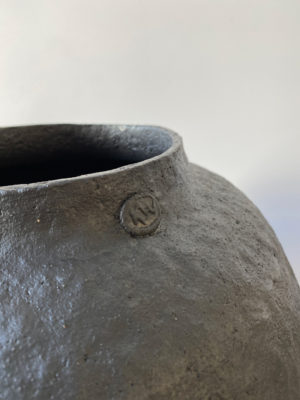 Big Black Pot - Katarina Wells - Ceramic Sculpture