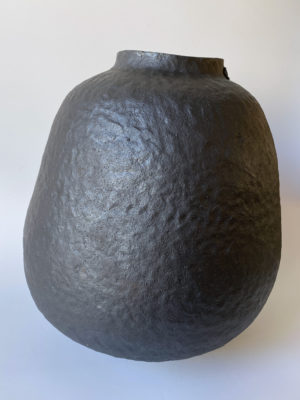 Big Black Pot - Katarina Wells - Ceramic Sculpture