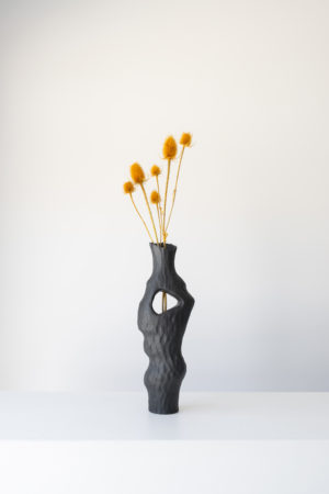 Kerryn Levy - Onishi Vase #21.106 - Sculpture