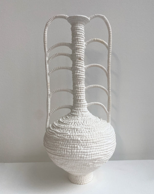 Fontana Vessel - Aleisa Miksad - Ceramic Sculpture