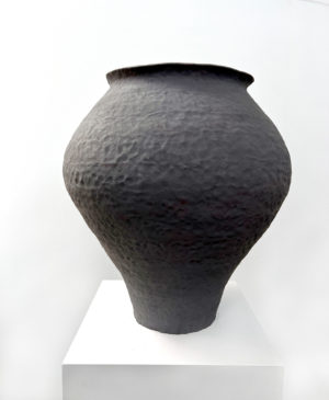 Spacious in Charcoal - Katarina Wells - Ceramic Sculpture