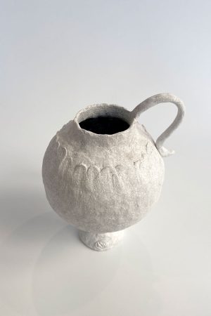 Katarina Wells, Bianca, ceramic sculpture.