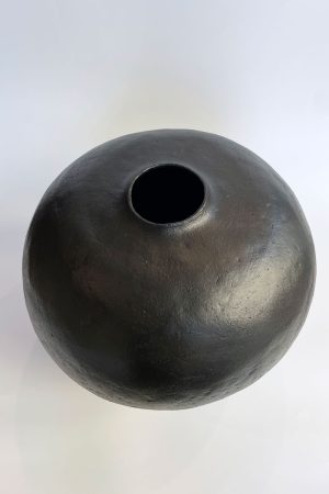 Katarina Wells, Ebony, ceramic sculpture.