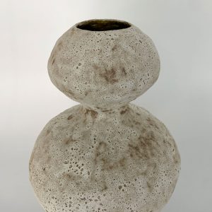 Katarina Wells - ceramic sculpture - hourglass shape vessel