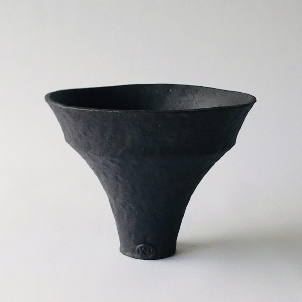 Katarina Wells - ceramic sculpture - black bowl