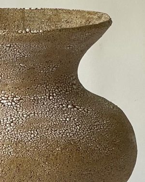 Katarina Wells, Sandy, ceramic sculpture