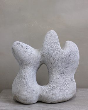 Emma Lindegaard, Outside Looking In, Stoneware sculpture