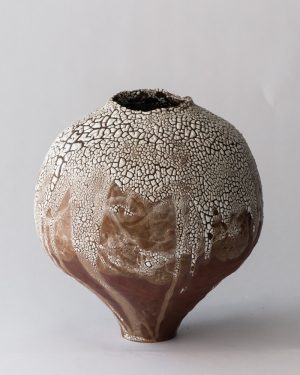 Amanda Schunker, Mud Crack, ceramic pot