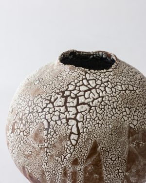 Amanda Schunker, Mud Crack, ceramic pot